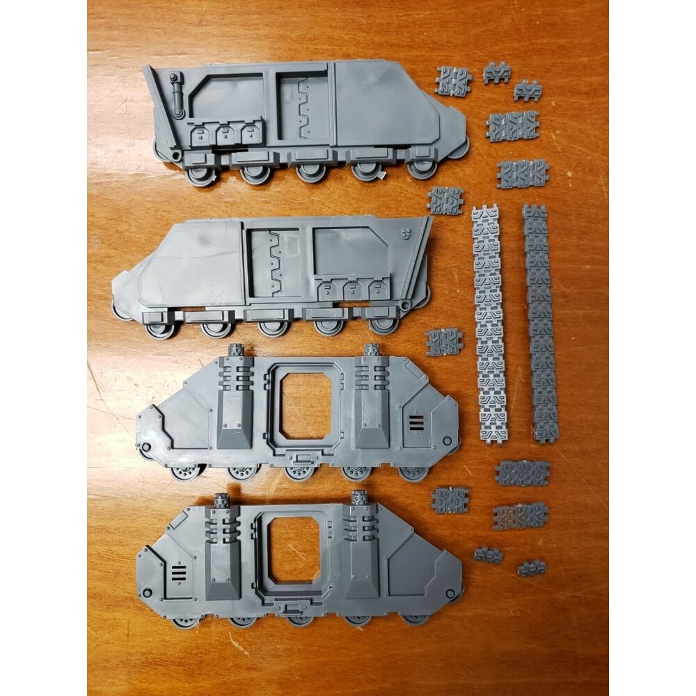Warhammer 40k Space Marine Bits Rhino Sides/Armor/Tracks Set BRC - Picture 4 of 7